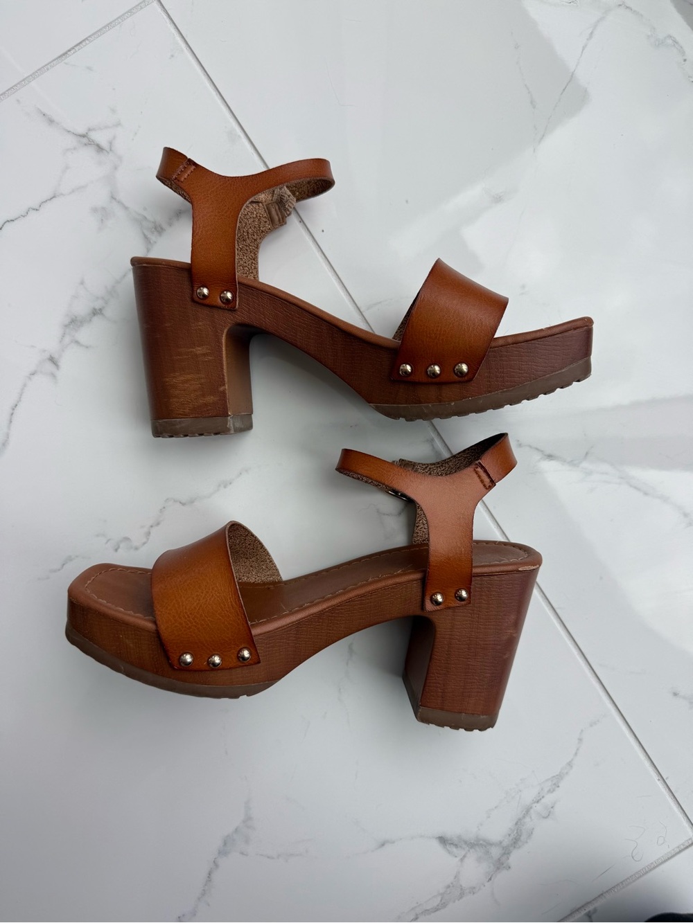 Madden Girl Women's Brown Platform Block Heel Sandals
